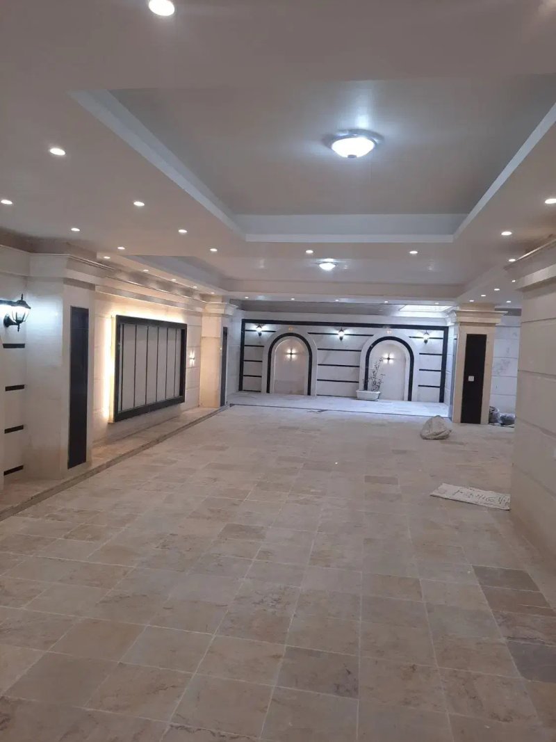 آپارتمان 140 متری سه خوابه در خیابان ساری قائم شهر