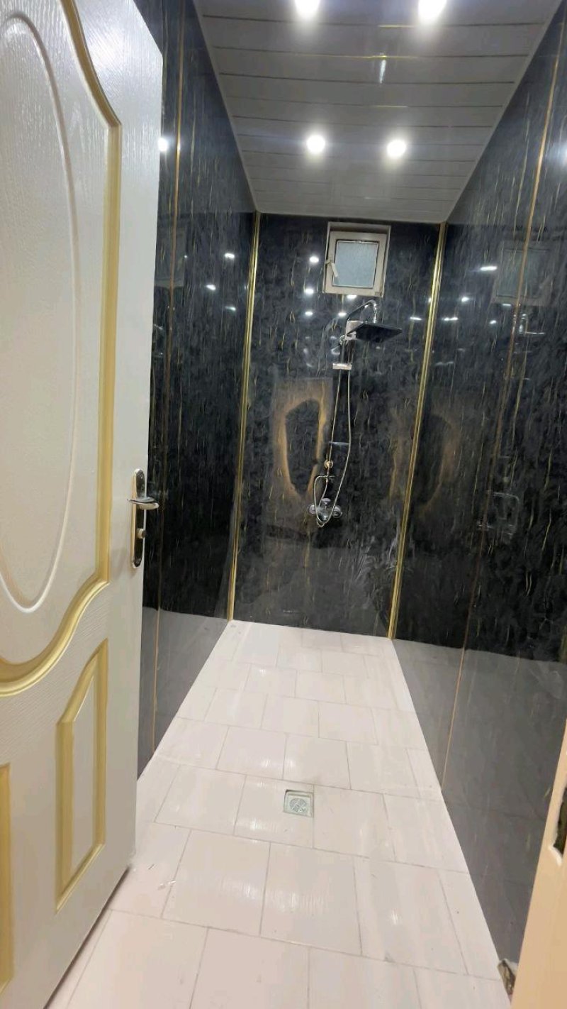 آپارتمان 110 متری دو خوابه در ارغوان اندیشه13745525751