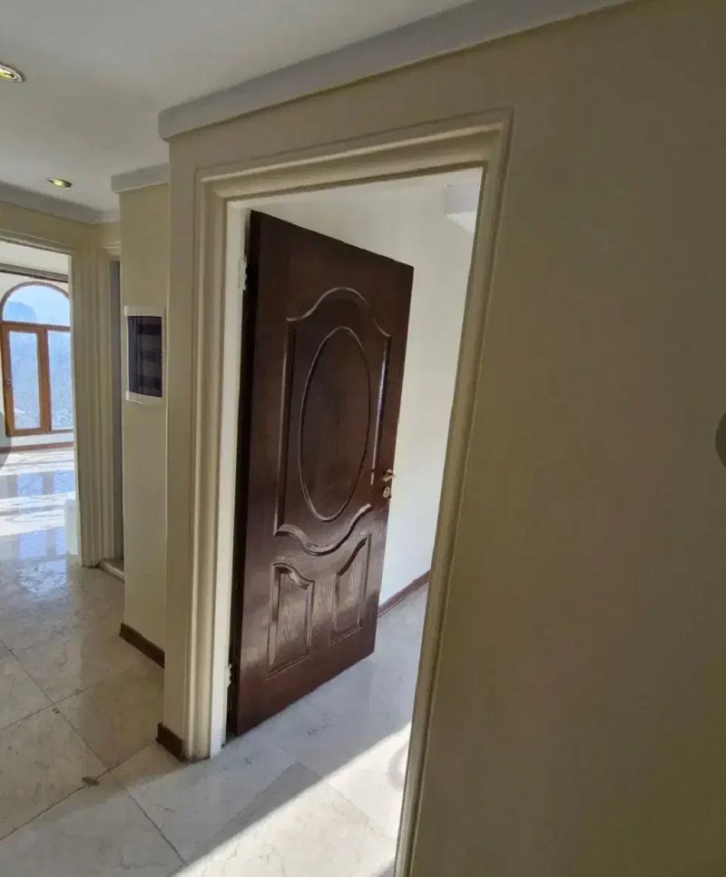 آپارتمان 95 متری دو خوابه در آجودانیه تهران13748525826