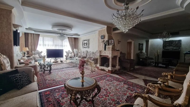 آپارتمان 180 متری سه خوابه در باغ فیض تهران