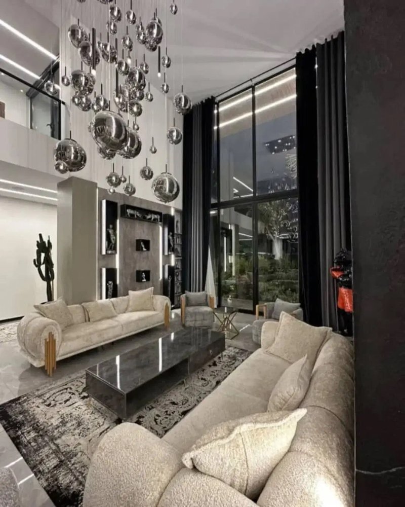 ویلا 350 متری چهارخوابه در نور نور مازندران13771926528