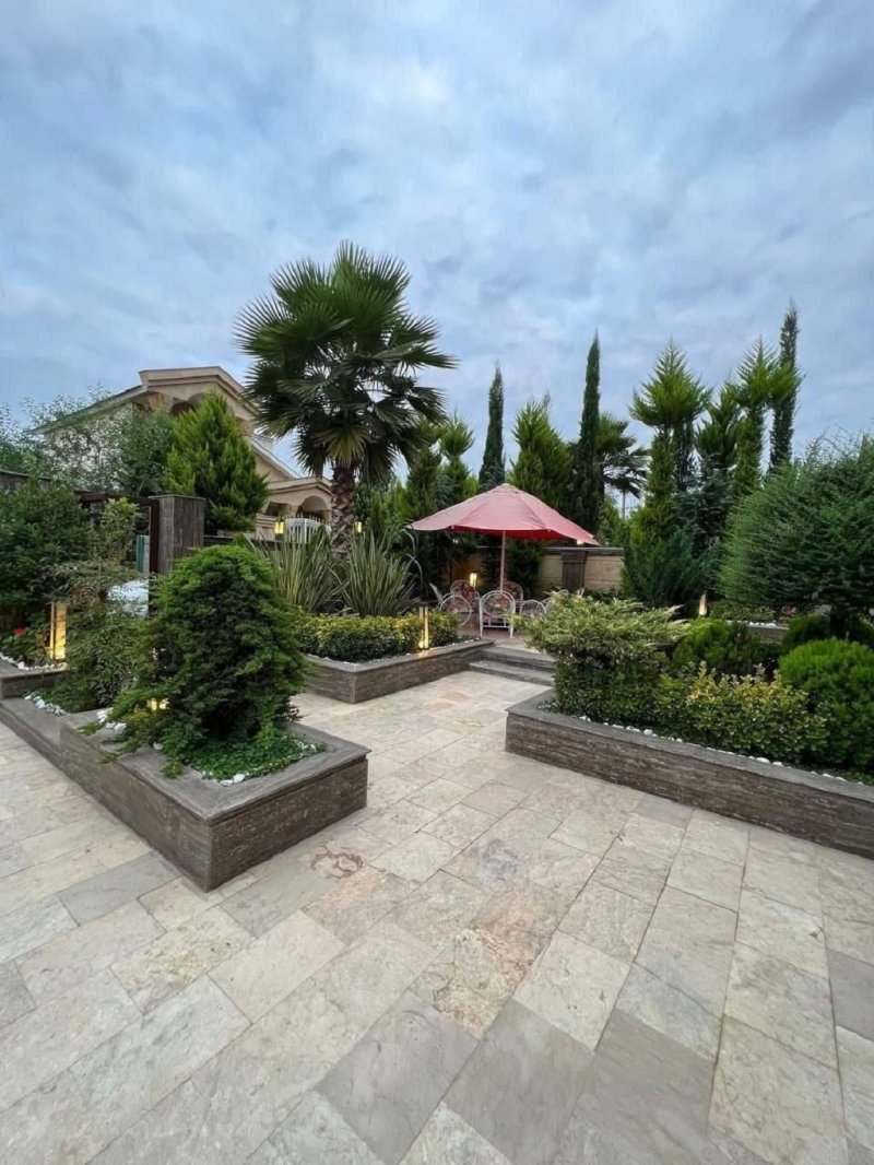 ویلا 300 متری چهارخوابه در نور نور مازندران13772426572