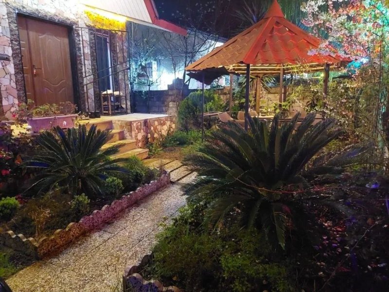 ویلا 220 متری سه خوابه در بهدشت چمستان13774126647