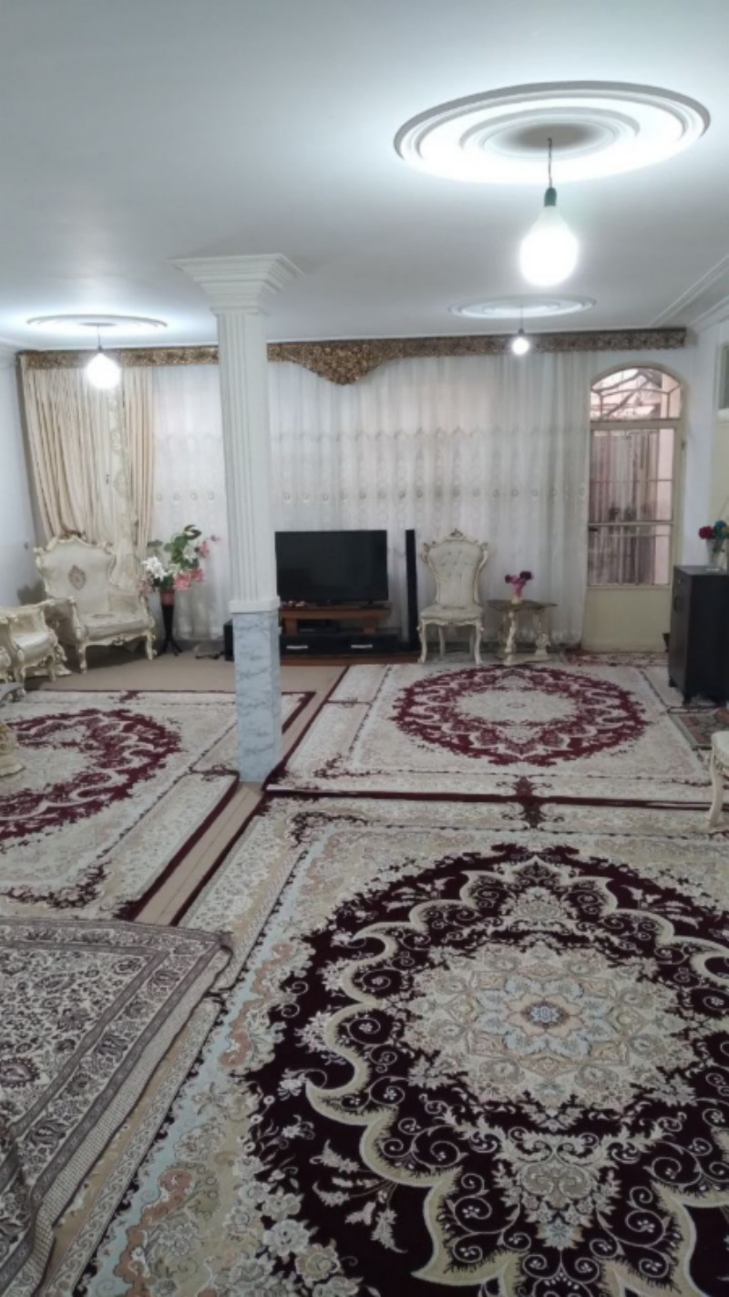 ویلا 266 متری دو خوابه در میدان سرو ملایر1260432689