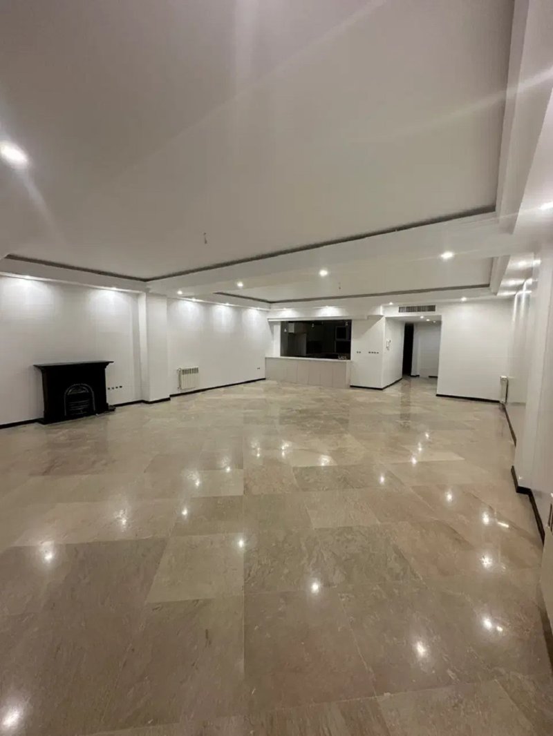 آپارتمان 200 متری سه خوابه در کوی فراز تهران
