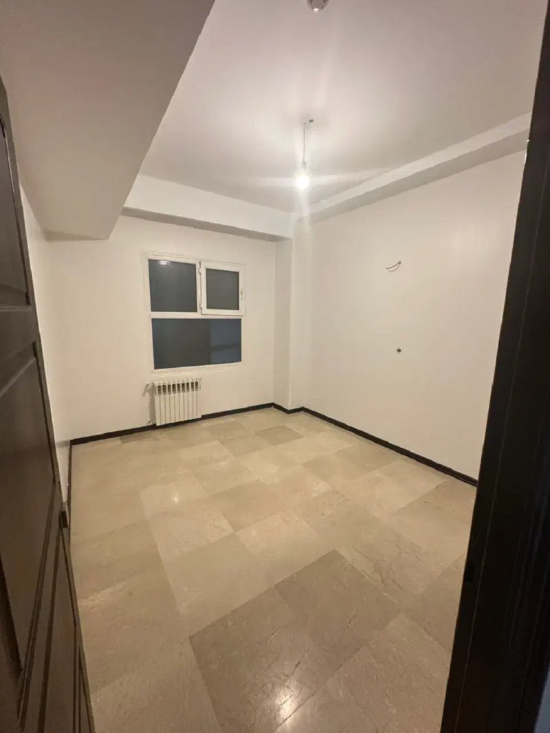 آپارتمان 200 متری سه خوابه در کوی فراز تهران13796227243