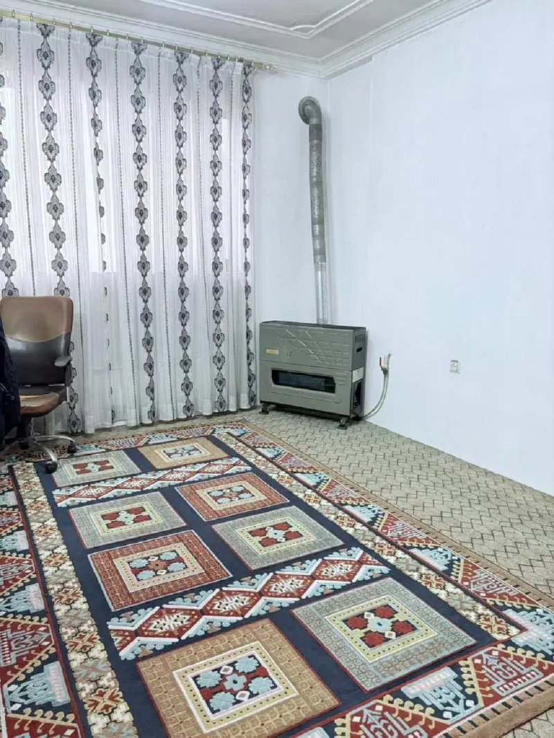 ویلا 250 متری سه خوابه در خیابان تهران قائم شهر13803627372