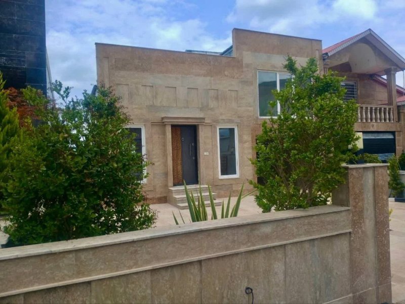 ویلا 220 متری سه خوابه در چمستان13805227418