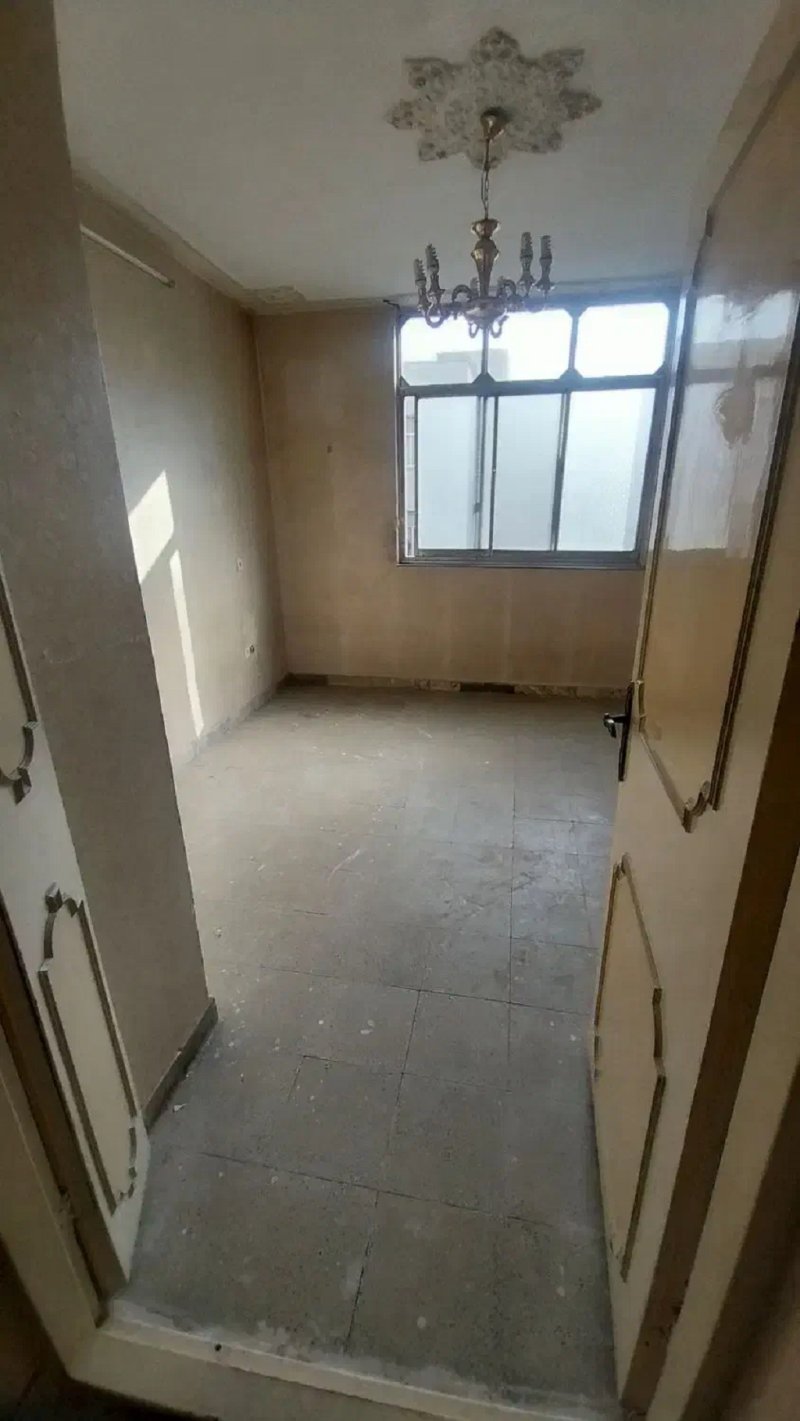 آپارتمان 100 متری دو خوابه در یافت آباد تهران13807527484