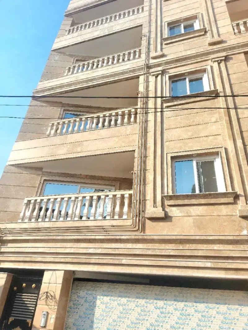 آپارتمان 123 متری دو خوابه در خیابان ساری قائم شهر13809327543
