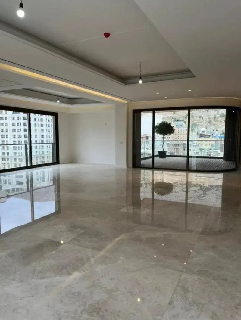 آپارتمان 380 متری چهارخوابه در فرمانیه تهران13811127569