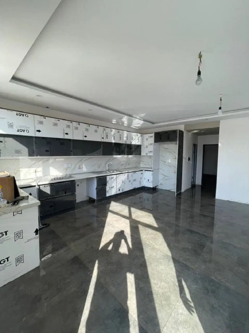 ویلا 250 متری دو خوابه در شهرک زعفرانیه کرج13812727648