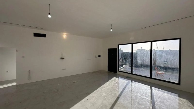 ویلا 200 متری دو خوابه در شهرک زعفرانیه کرج13812927667