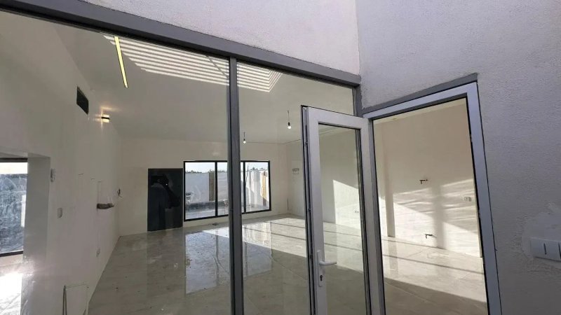 ویلا 200 متری دو خوابه در شهرک زعفرانیه کرج13812927675