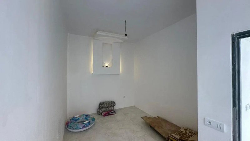 ویلا 200 متری دو خوابه در شهرک زعفرانیه کرج13812927676