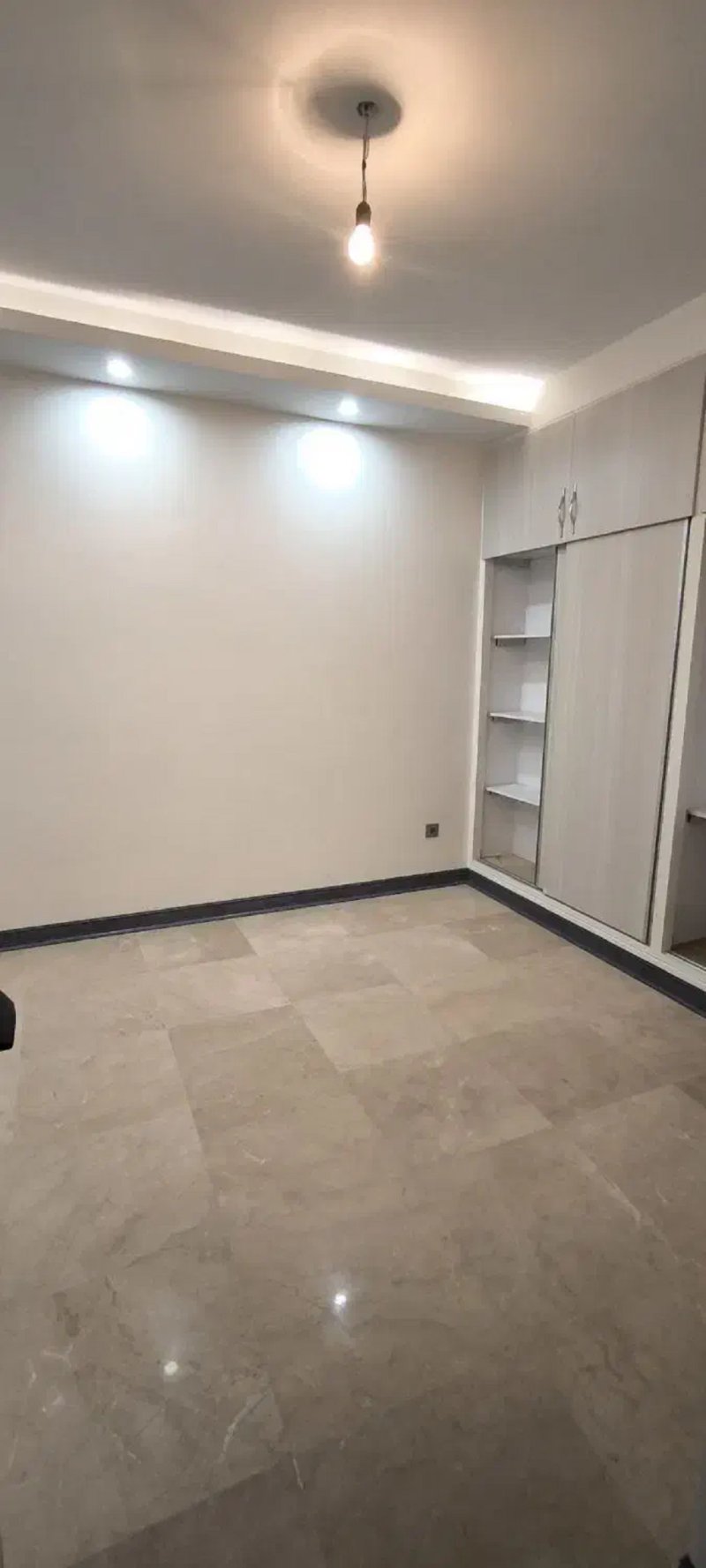 آپارتمان 91 متری دو خوابه در نارمک تهران13822827973