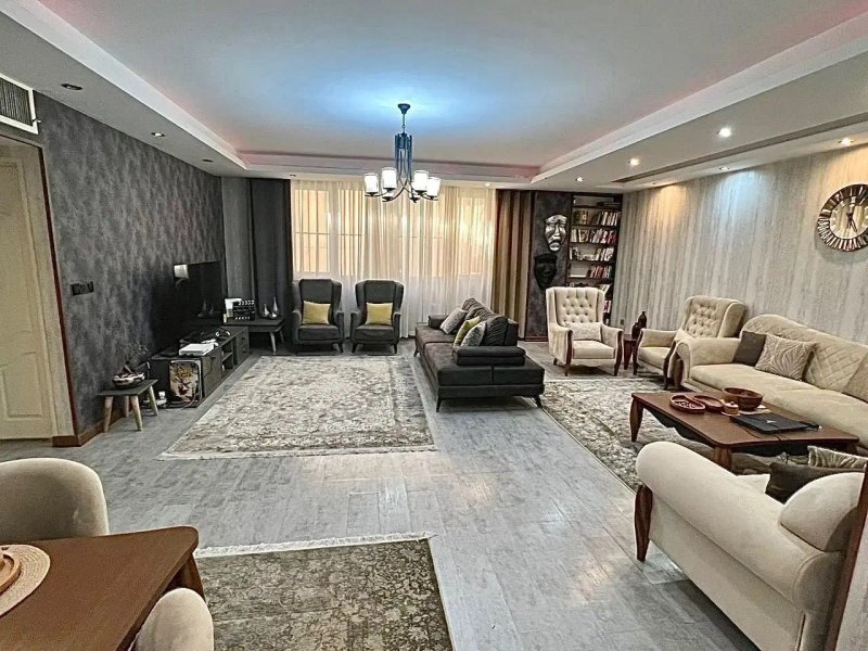 آپارتمان 102 متری دو خوابه در شهرک پرواز تهران