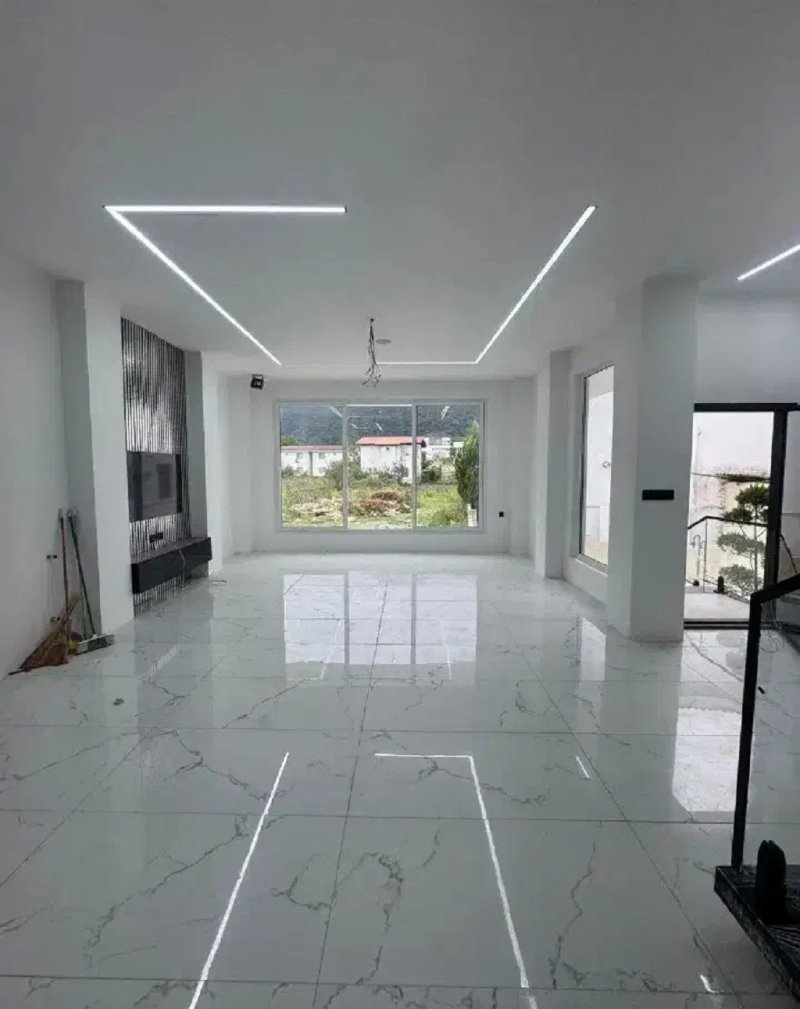 ویلا 200 متری سه خوابه در نوشهر13845028360