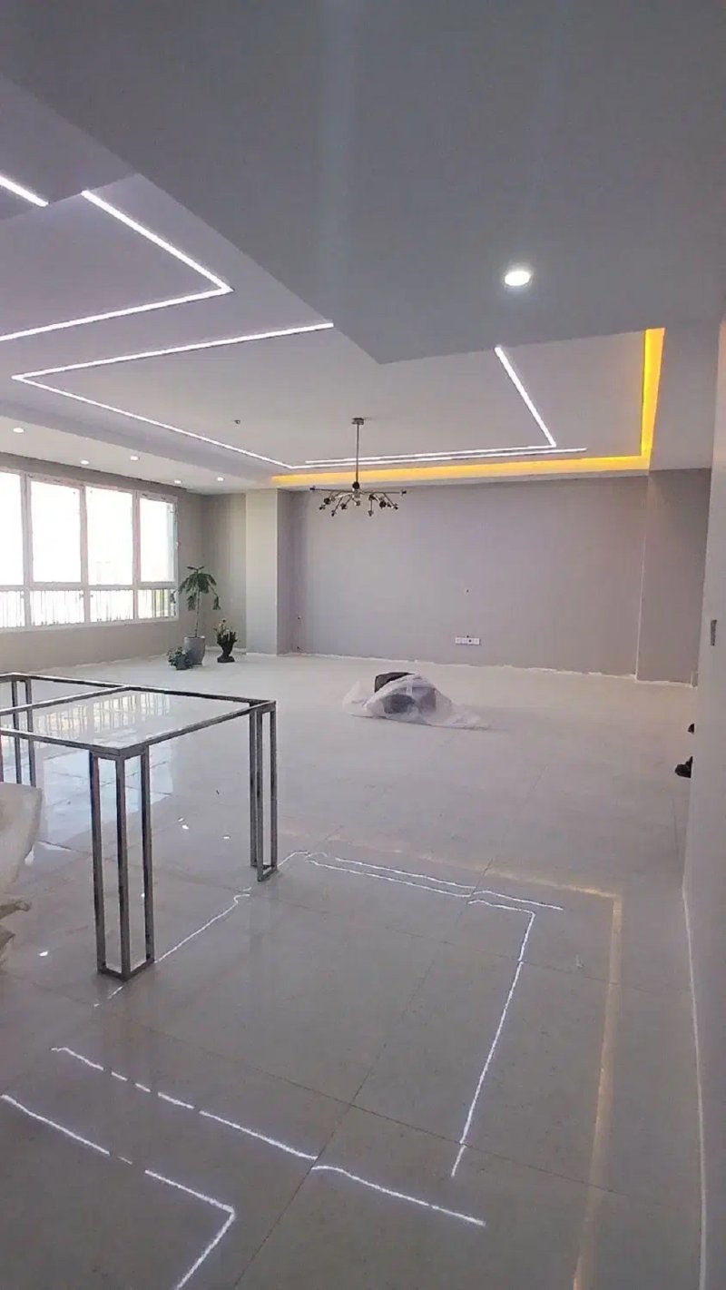 آپارتمان 95 متری دو خوابه در سازمان برنامه شمالی تهران