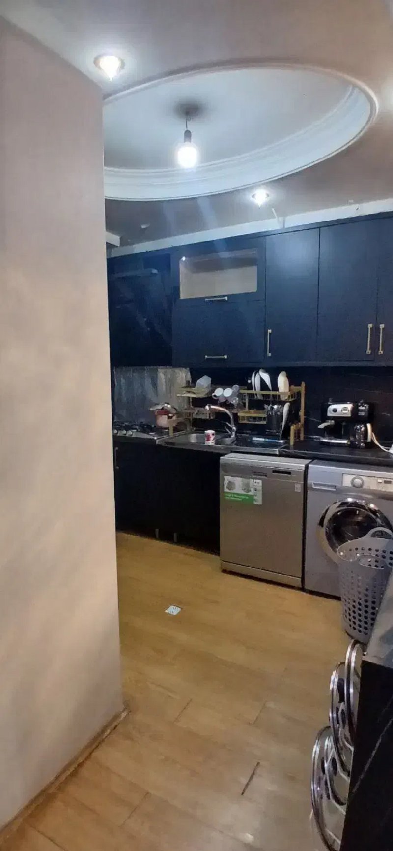 آپارتمان 90 متری دو خوابه در سازمان برنامه شمالی تهران13847328399