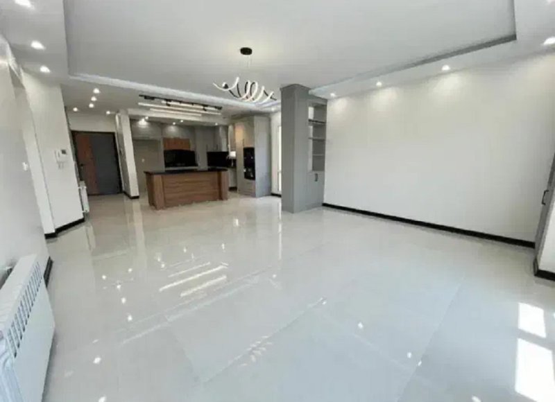 آپارتمان 72 متری دو خوابه در سازمان برنامه شمالی تهران