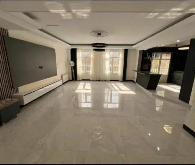 آپارتمان 80 متری دو خوابه در سازمان برنامه شمالی تهران13866028606