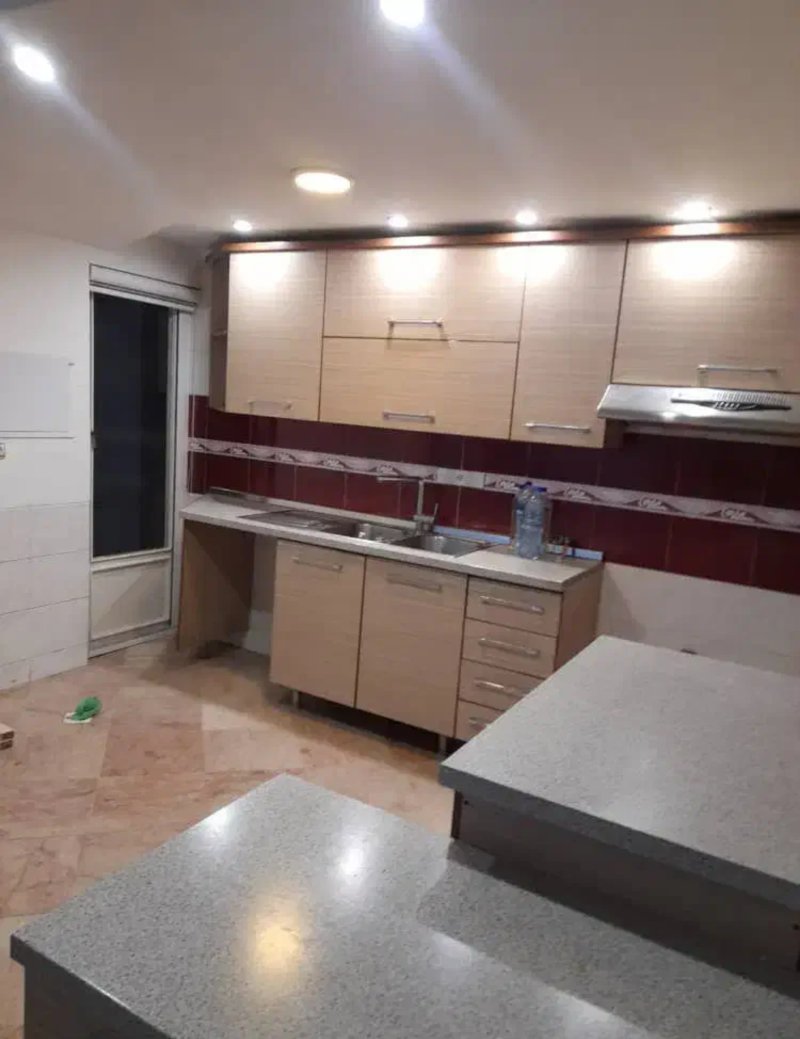 آپارتمان 130 متری دو خوابه در اختیاریه تهران13875228731