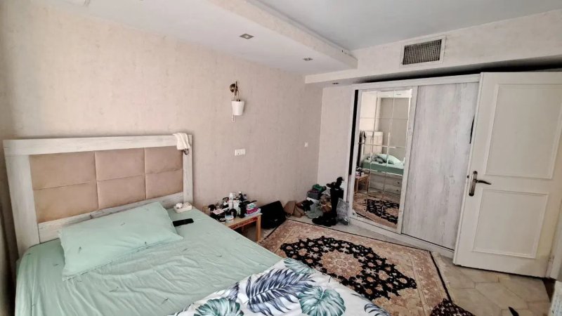 آپارتمان 165 متری سه خوابه در بلوار کشاورز تهران13884528908
