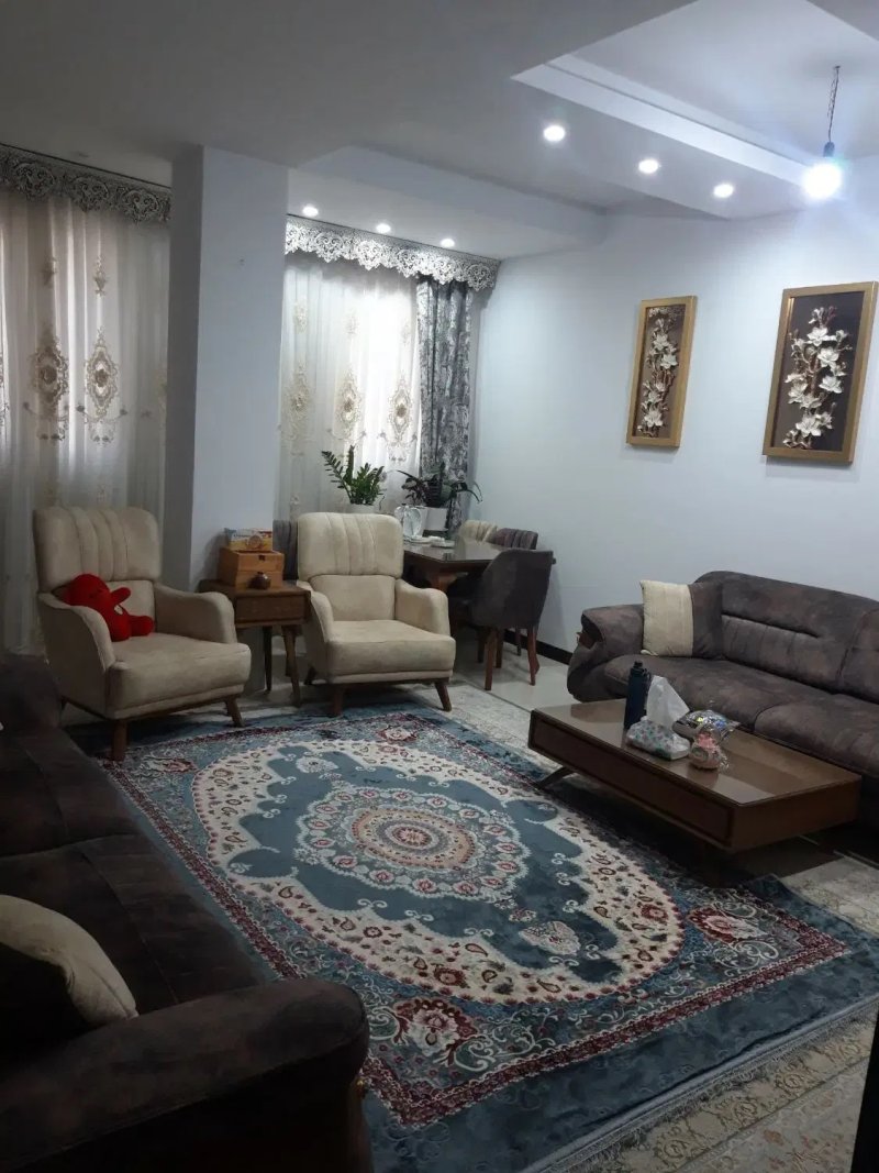 آپارتمان 75 متری دو خوابه در شهرک وحدت تهران