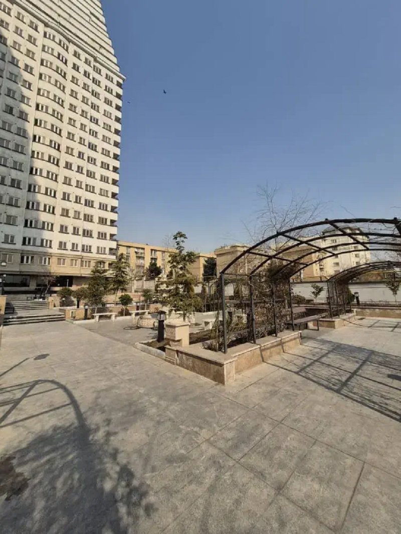 آپارتمان 70 متری دو خوابه در باغ فیض تهران13897929053