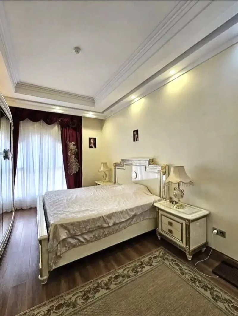 آپارتمان 155 متری سه خوابه در نیاوران تهران13906729194