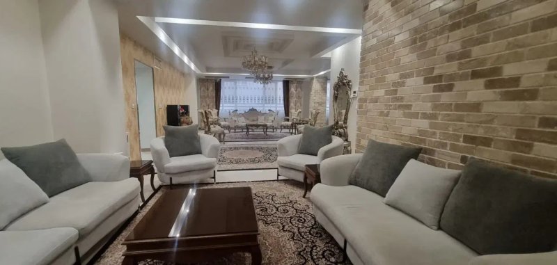 آپارتمان 190 متری سه خوابه در عظیمیه کرج