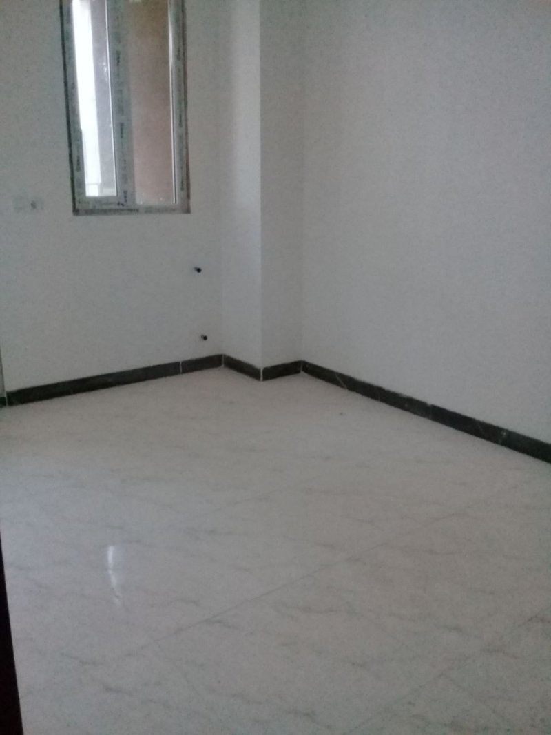 آپارتمان 120 متری دو خوابه در بلوار ولیعصر ملایر