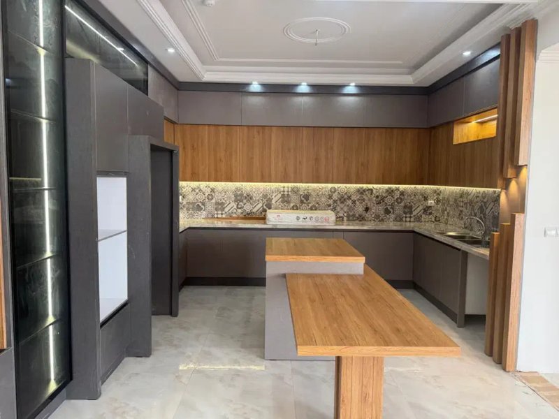 آپارتمان 155 متری سه خوابه در میدان گلستان کرج13955829846