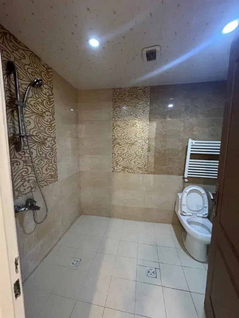 آپارتمان 175 متری سه خوابه در آتشگاه کرج13956629879