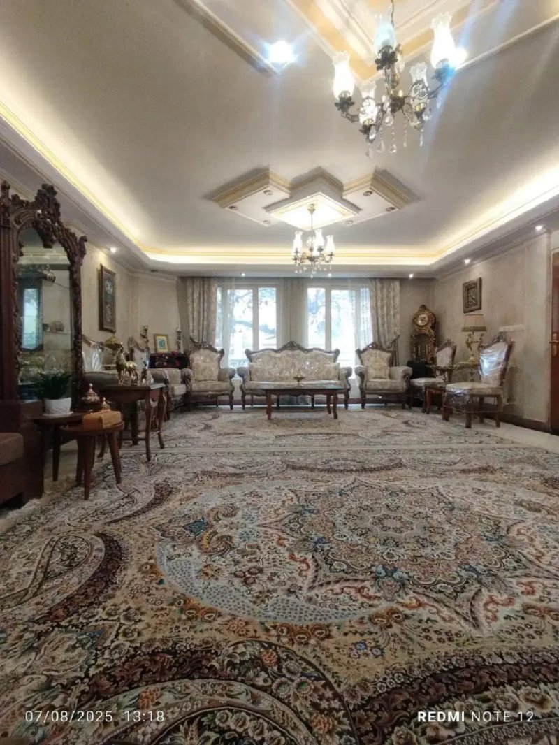 آپارتمان 143 متری سه خوابه در تهرانپارس غربی تهران