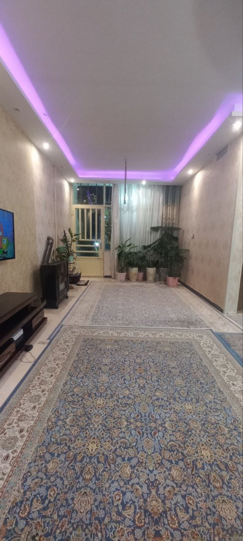 ویلا 210 متری سه خوابه در ملایر13967030035
