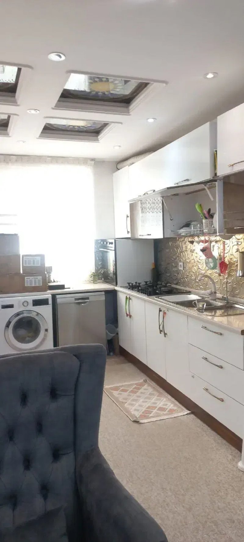 آپارتمان 93 متری دو خوابه در تهرانپارس غربی تهران13975930156