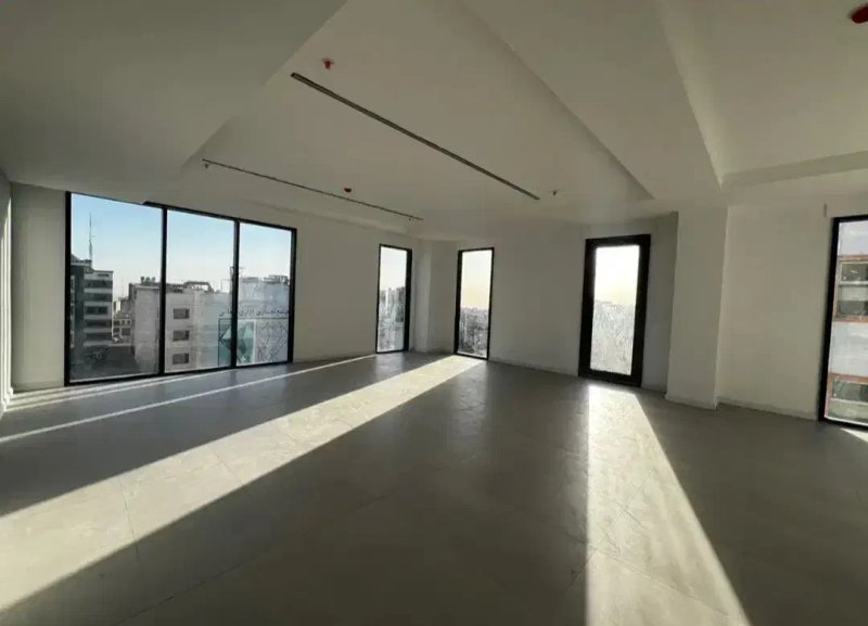 آپارتمان 143 متری سه خوابه در پونک تهران
