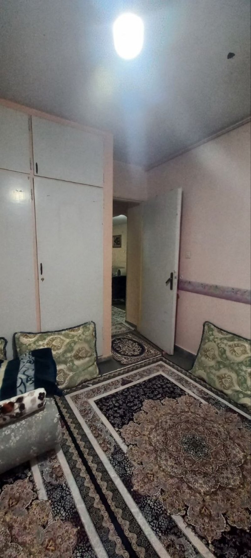 آپارتمان 80 متری دو خوابه در خیابان اراک ملایر14037331090