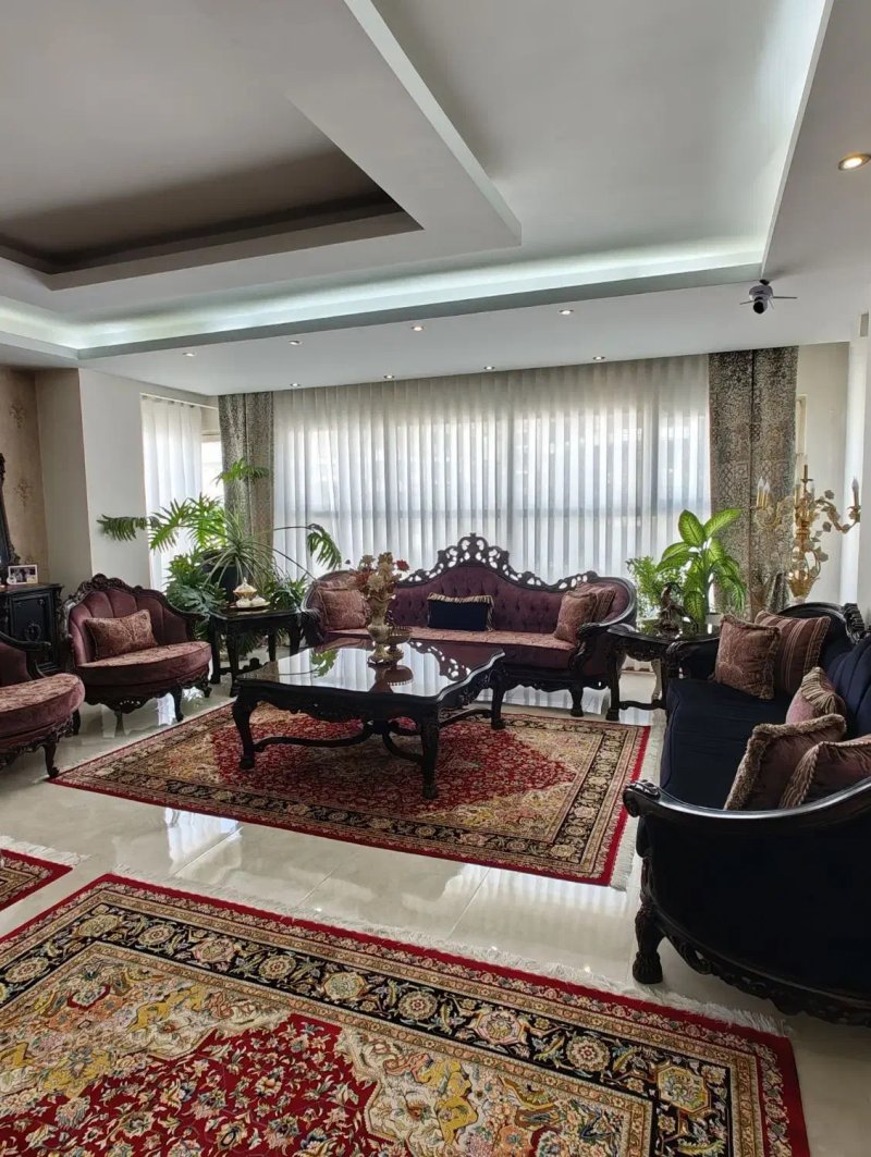 آپارتمان 130 متری دو خوابه در کوی مهر کرج