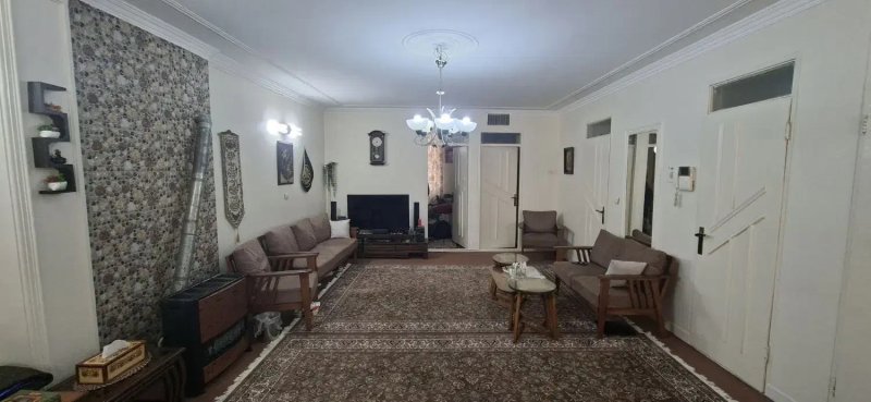 آپارتمان 72 متری دو خوابه در شیوا تهران