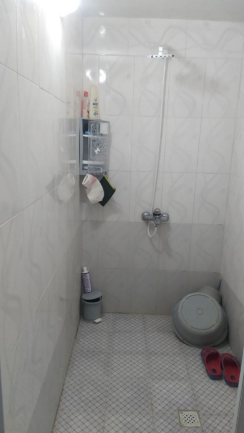 آپارتمان 85 متری دو خوابه در میدان قائم ملایر1262333215