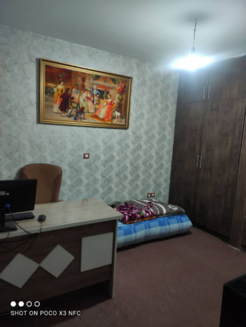 آپارتمان 74 متری دو خوابه در میدان زندیه ملایر1262343223