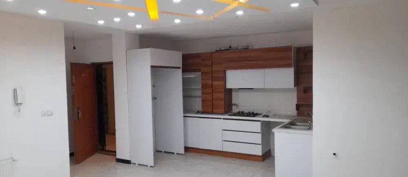 آپارتمان 77 متری دو خوابه در فاز 6 پرند14131632327