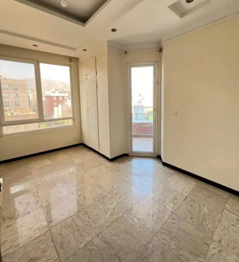 آپارتمان 115 متری دو خوابه در طرشت تهران14142732436