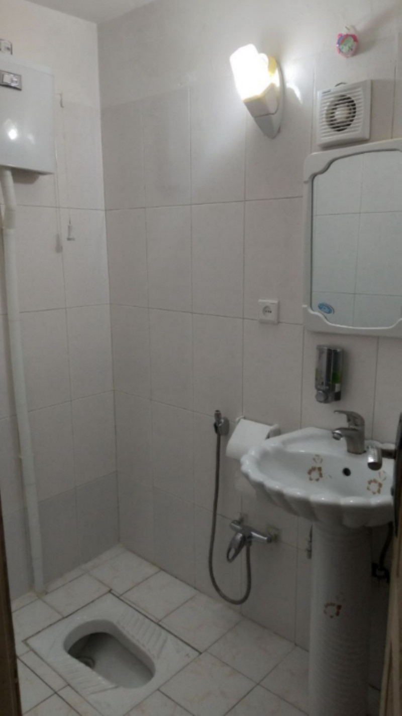آپارتمان 79 متری دو خوابه در فرهنگیان ملایر1262383255