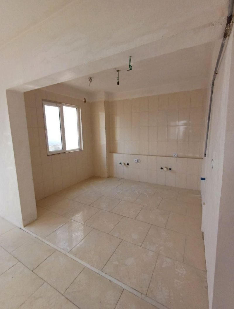 آپارتمان 78 متری دو خوابه در فاز 6 پرند14150932568