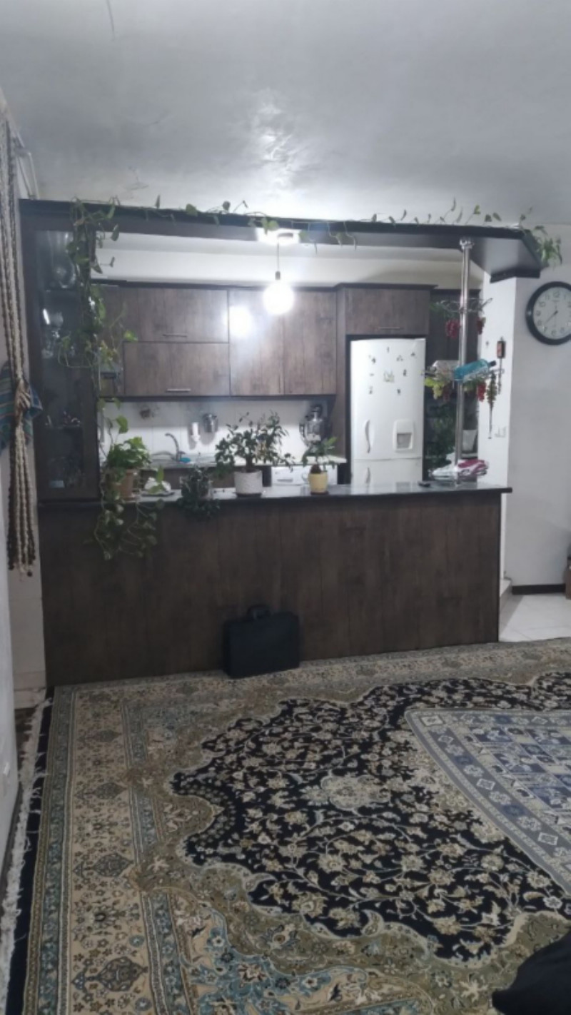 آپارتمان 79 متری دو خوابه در فرهنگیان ملایر1262383258