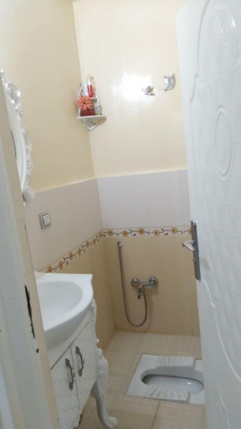 آپارتمان 68 متری دو خوابه در ملایر1262393260